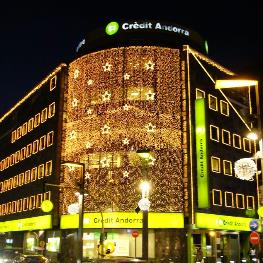 Proyecto iluminación de Navidad Crèdit Andorrà